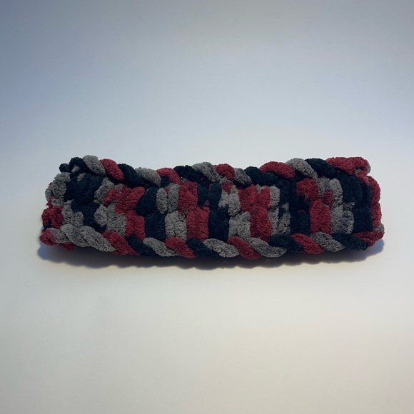 Handmade Women’s/Junior’s Winter Headband/Ear Wrap - Cranberry, Gray & Black - Picture 3 of 9